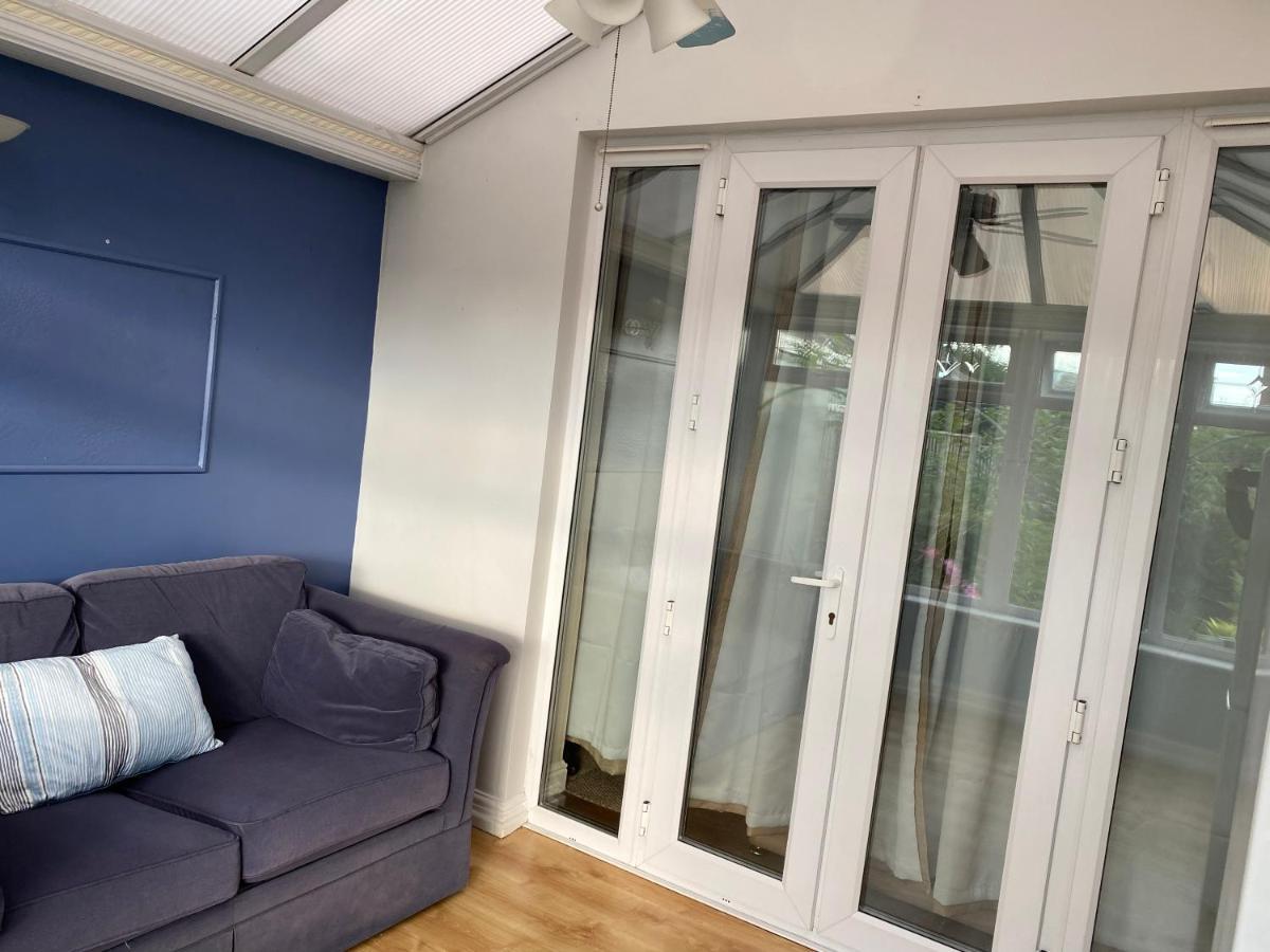 Grace Haven Villa Farnworth Екстериор снимка
