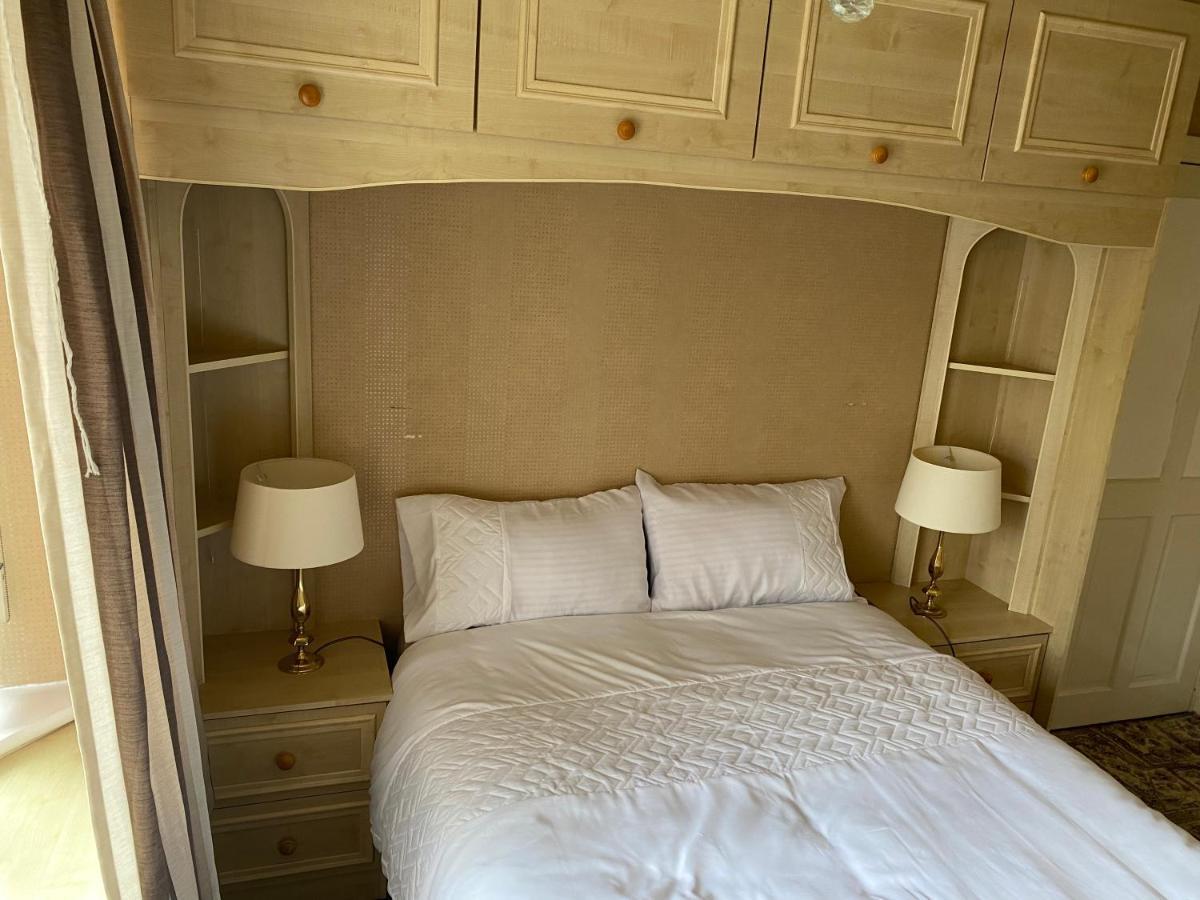 Grace Haven Villa Farnworth Екстериор снимка